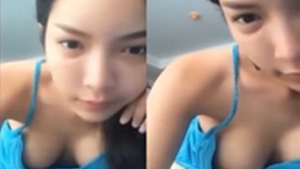 Ganda girl Selfie Video sa Banyo dahil naka lockdown